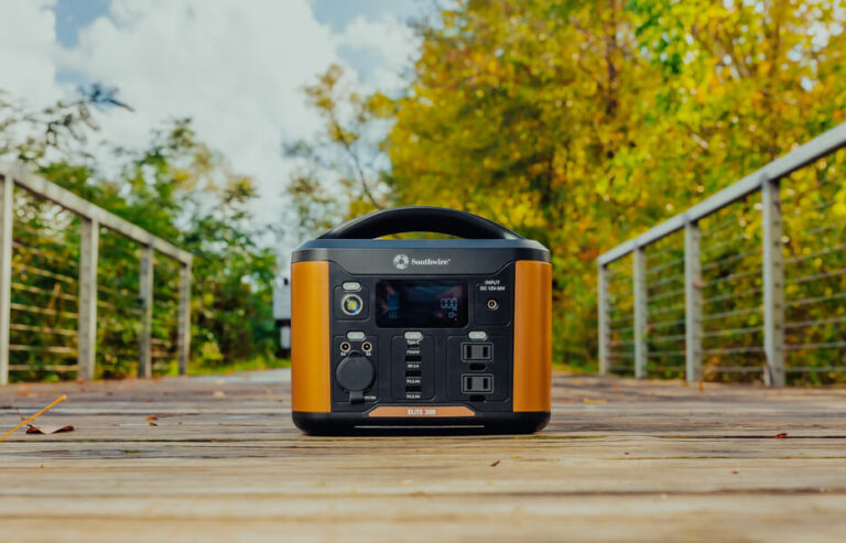 Portable power station